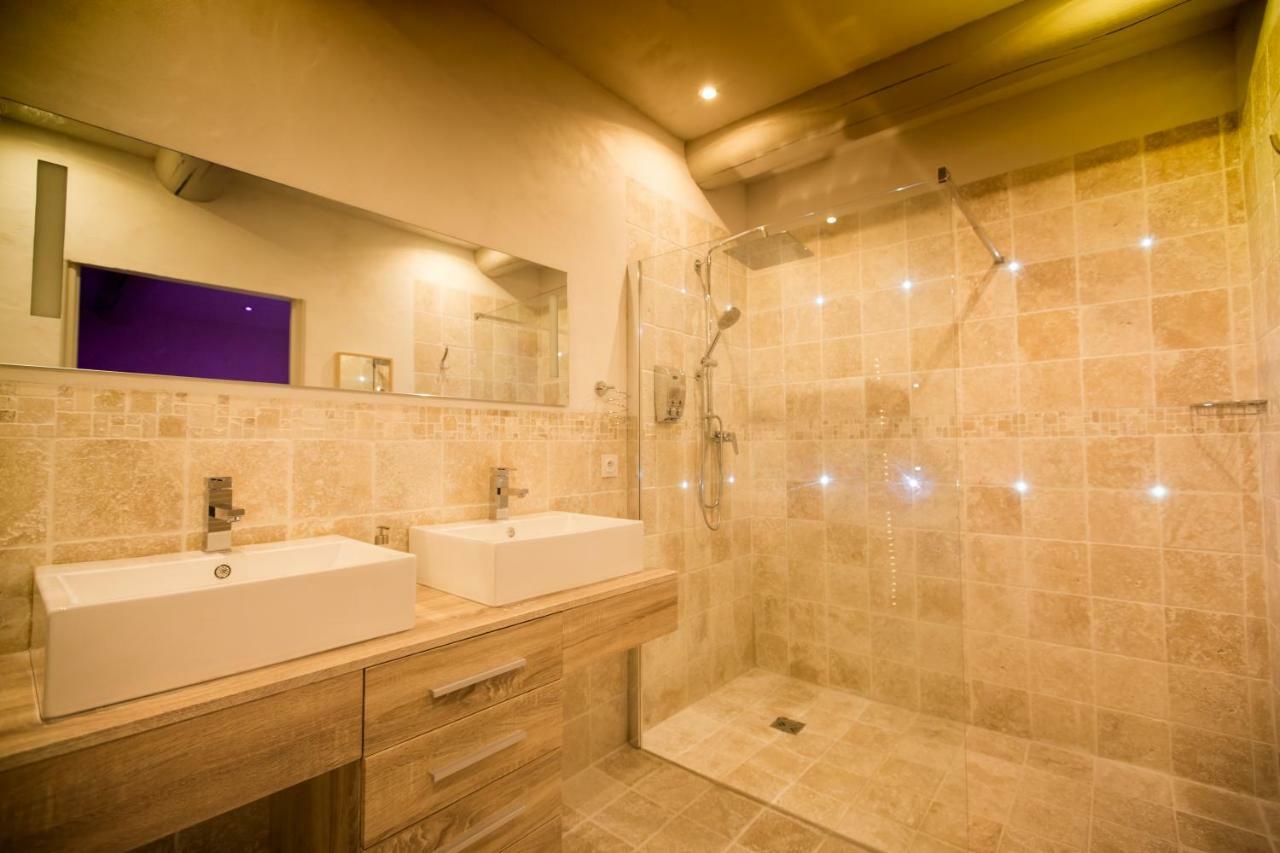 Abri Cosy - Suite Romantique En Camargue Saint-Gilles  Exterior photo